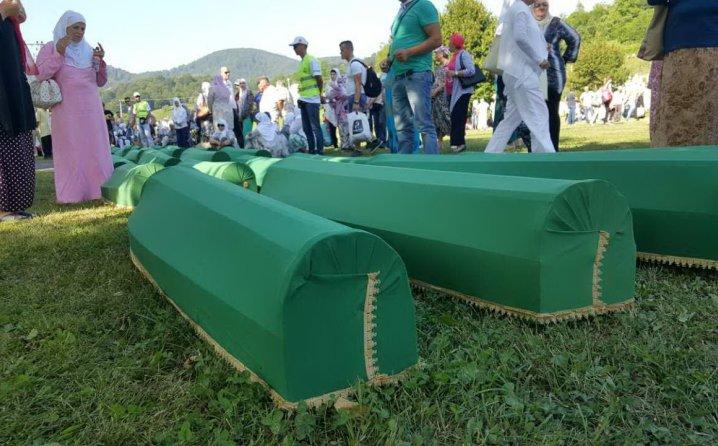 Prve današnje fotografije i video iz Memorijalnog centra u Potočarima