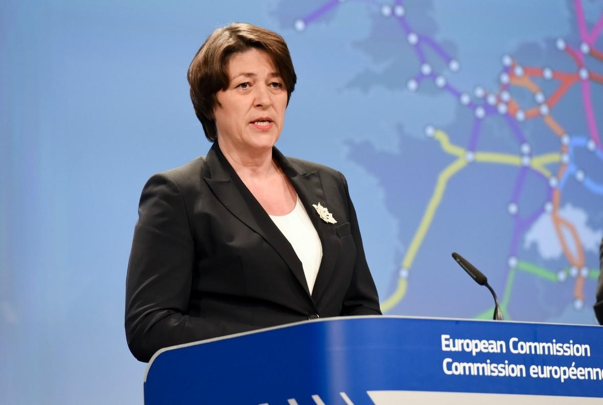 Bulc: Novac za BiH čeka na odluke ovdašnjih političara - Avaz