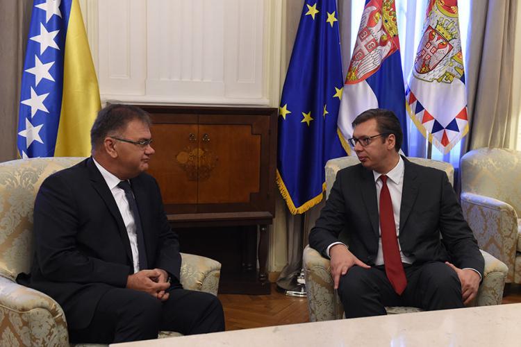 Vučić - Ivanić: Dobri odnosi ključni za mir u regionu