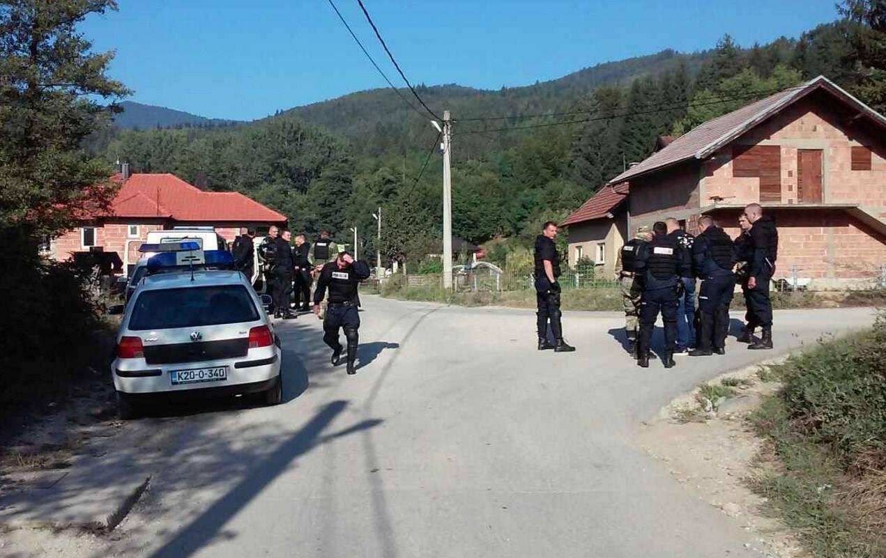 Nakon drame u Vitezu | MUP SBK: Radi se o klasičnoj policijskoj nadležnosti, specijalci su samo prenijeli protestante do vozila!