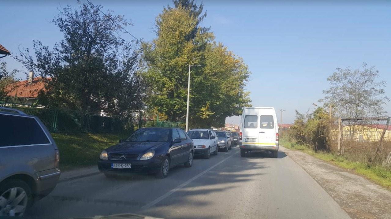 Kilometarske kolone od Visokog do Moštri zbog izvođenja radova na putu