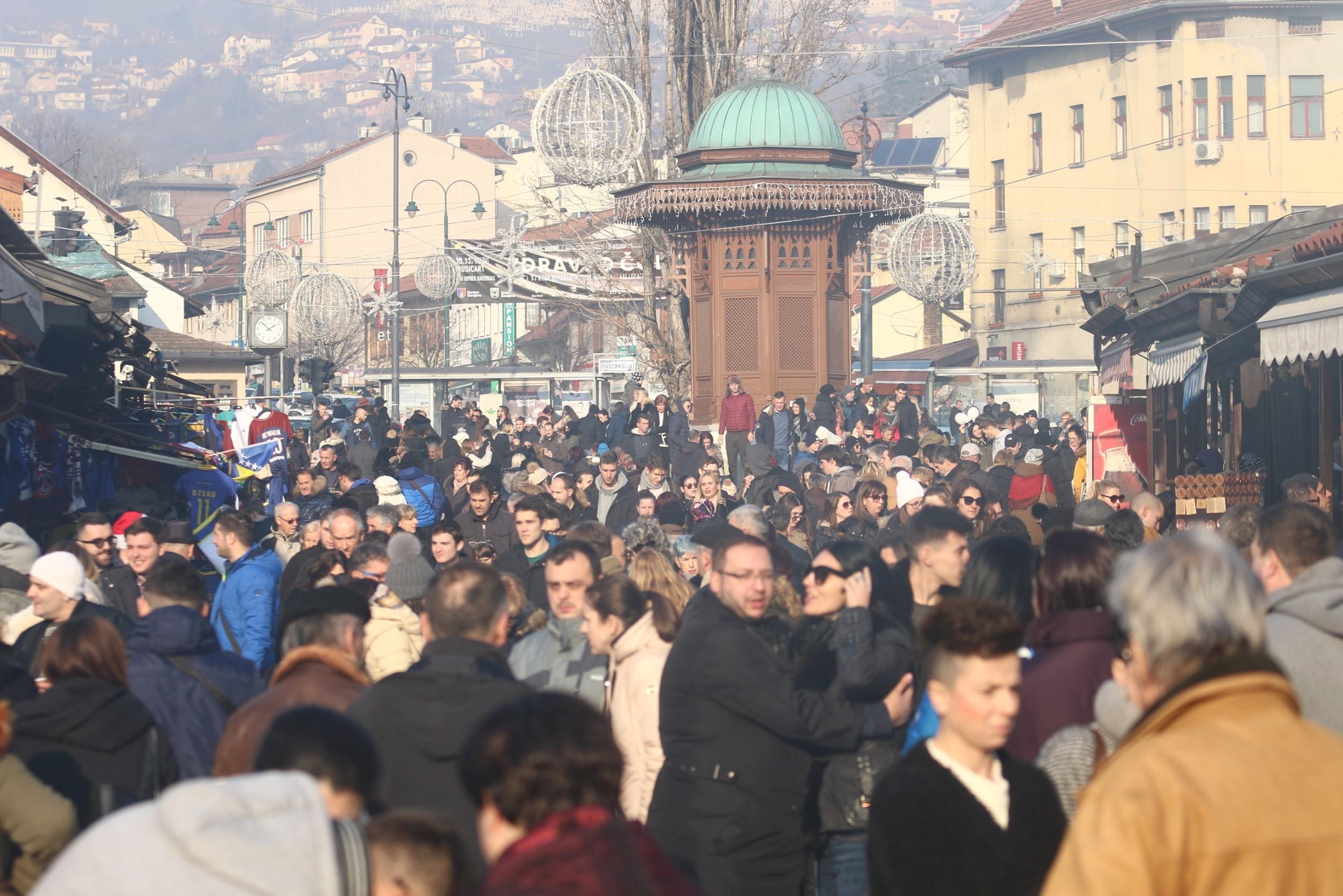 Visoke temperature u januaru: Povećan broj viroza i zdravstvenih problema kod građana