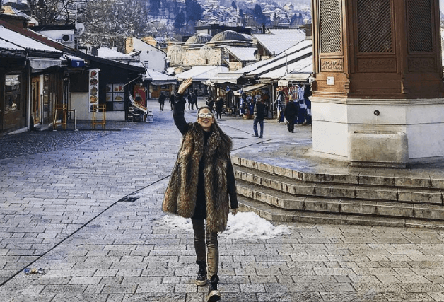 Bojana Gregorić-Vejzović sa Baščaršije pozdravila prijatelje