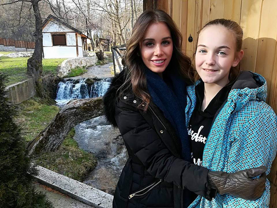 Aktuelna Miss Australije posjetila rodicu u Zabrđu: Esmu Voloder oduševili potok i vodopad