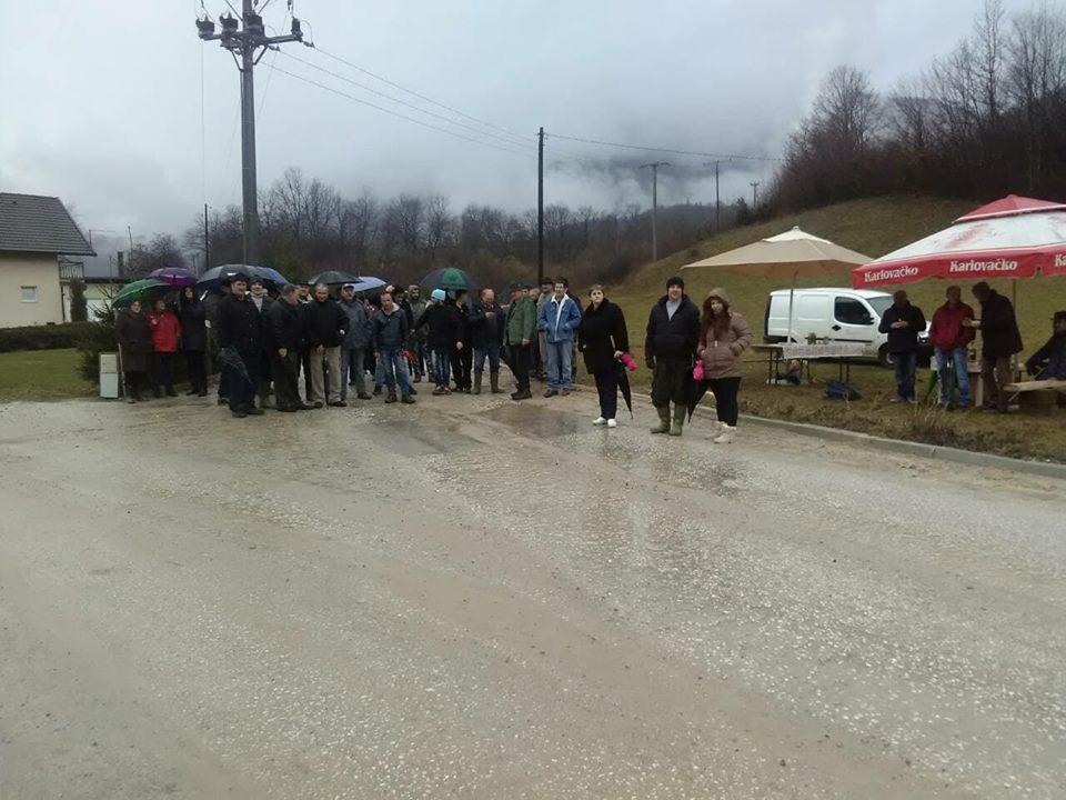 Kreševo: Mještani Bjelovića blokirali put zbog ekoloških problema