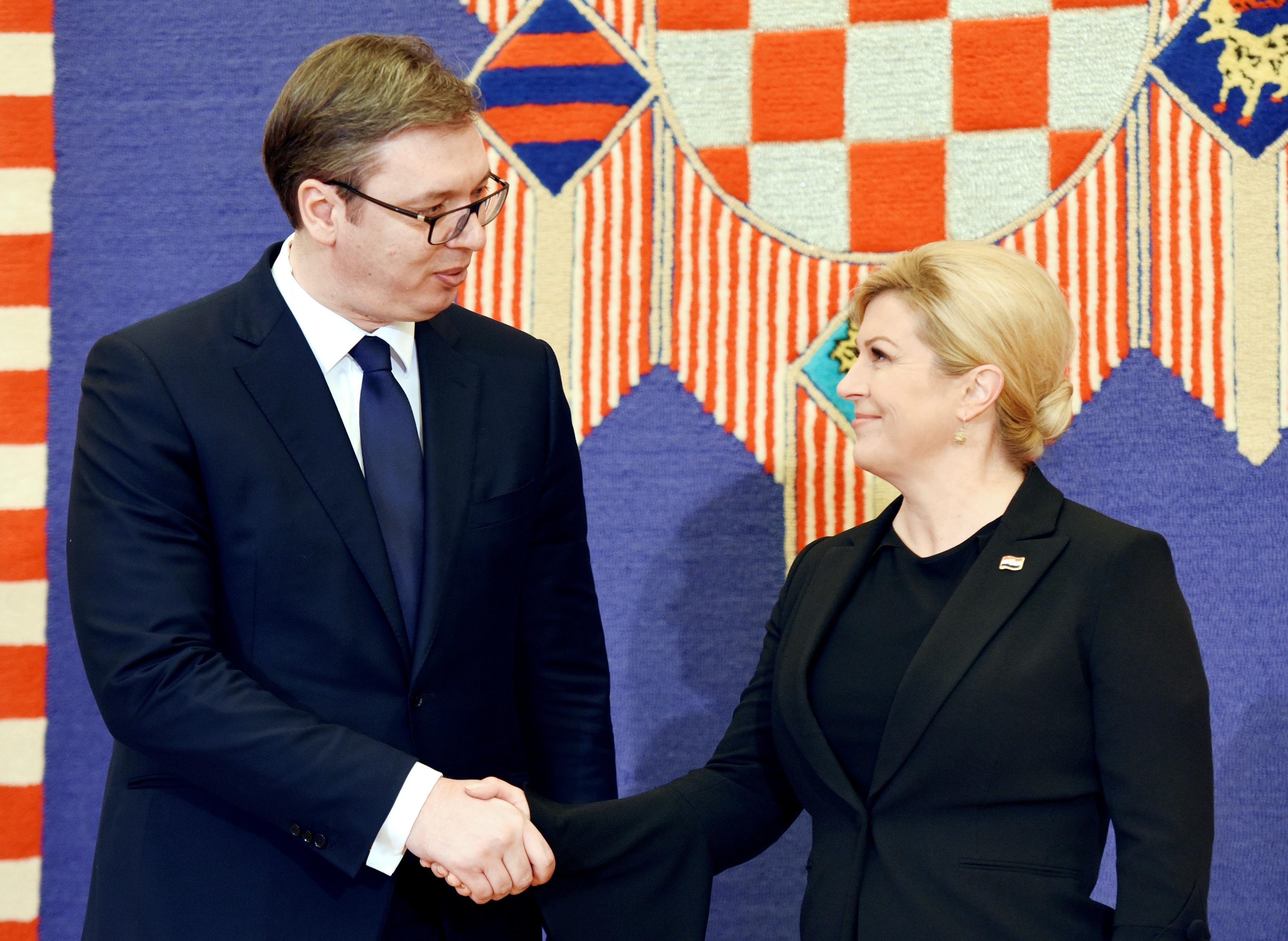 Grabar-Kitarović čestitala Vučiću Dan državnosti Srbije