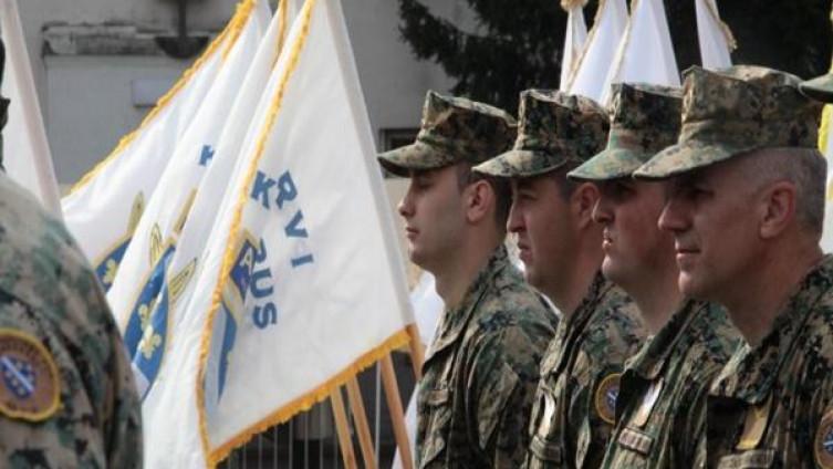 Obilježavanje godišnjica formiranja Armije RBiH i 2. pješadijskog puka OSBiH