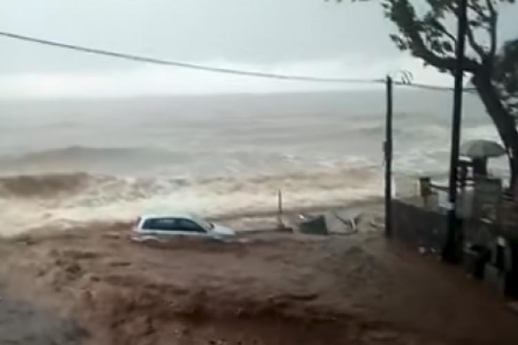 Nevrijeme u Grčkoj, potop na ulicama i plažama