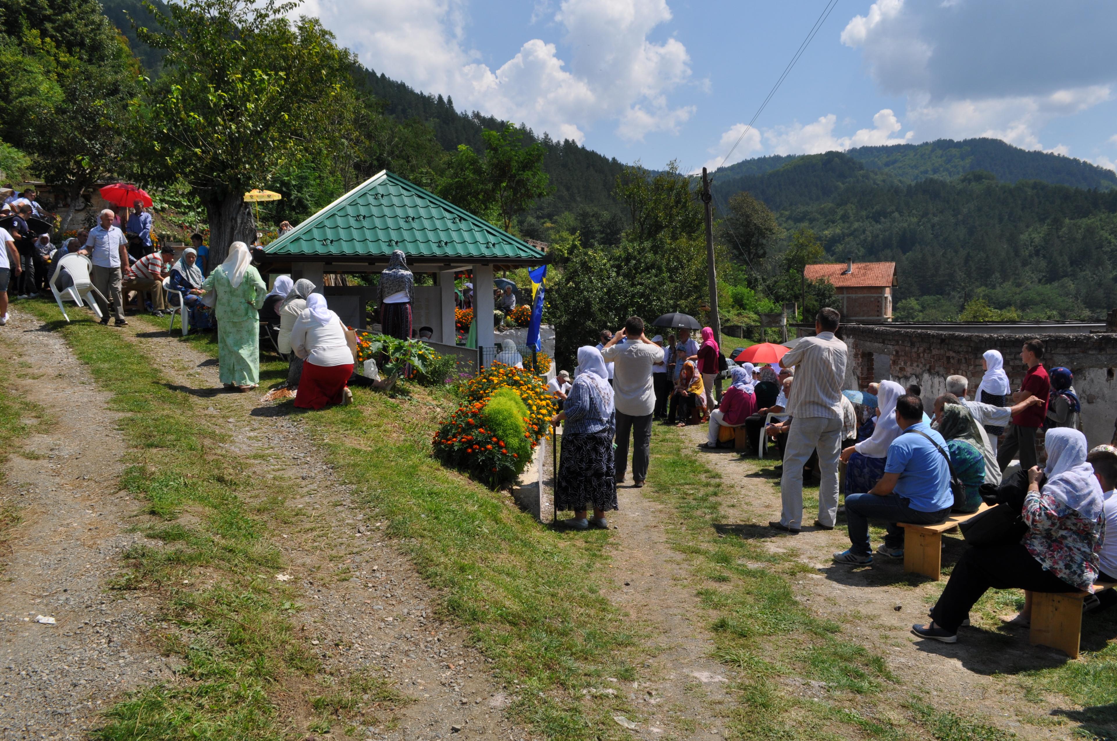 Koritnik kod Višegrada: Proučen Jasin za 57 žrtava "žive lomače" u Pionirskoj ulici