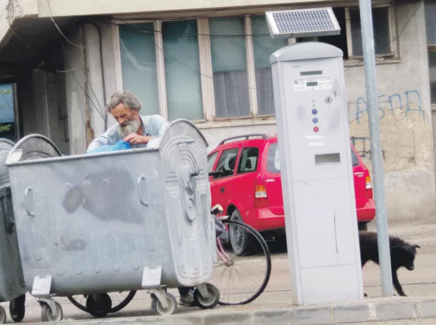 Bogati su se još više bogatili, a siromašni dodatno osiromašivali - Avaz