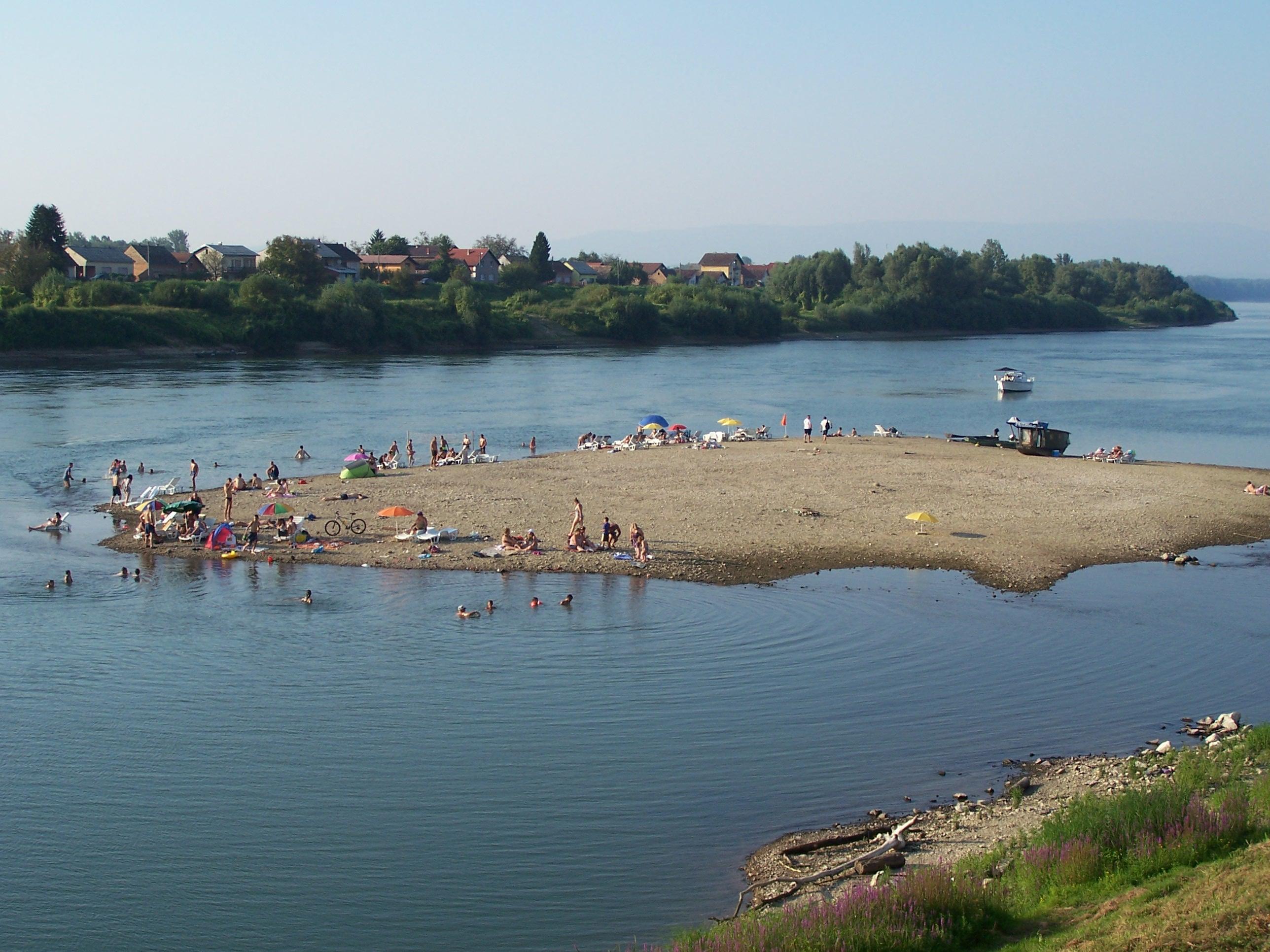 Kupalište je nekad otok, a nekad poluotok