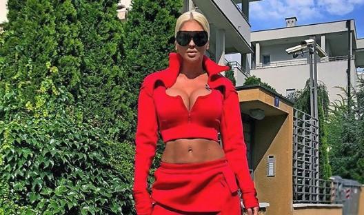 Jelena Karleuša ponovo iznenađuje: Objavom na društvenim mrežama dotakla se siromašnih