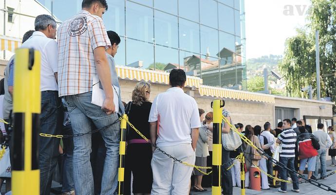 Uslijedit će još brže i masovnije iseljavanje mladih iz BiH