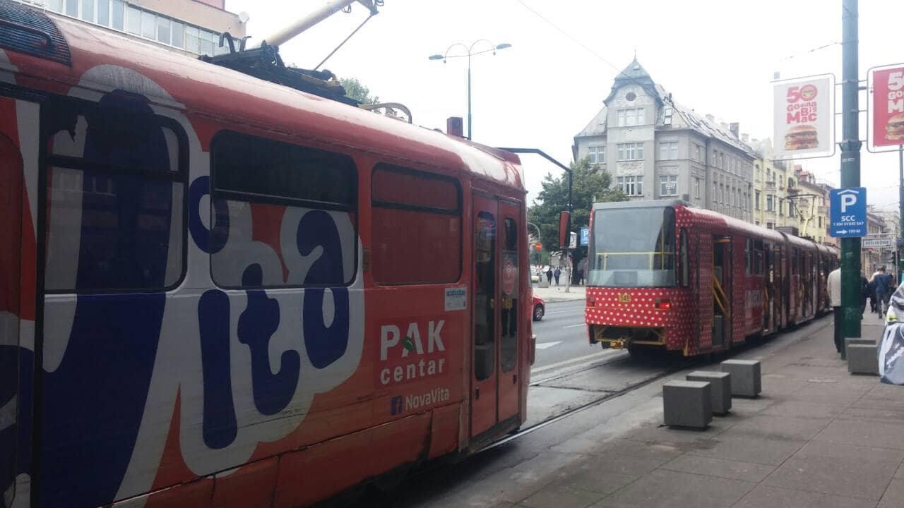 Obustavljen tramvajski saobraćaj prema Baščaršiji zbog obilježavanja godišnjice masakra na Markalama