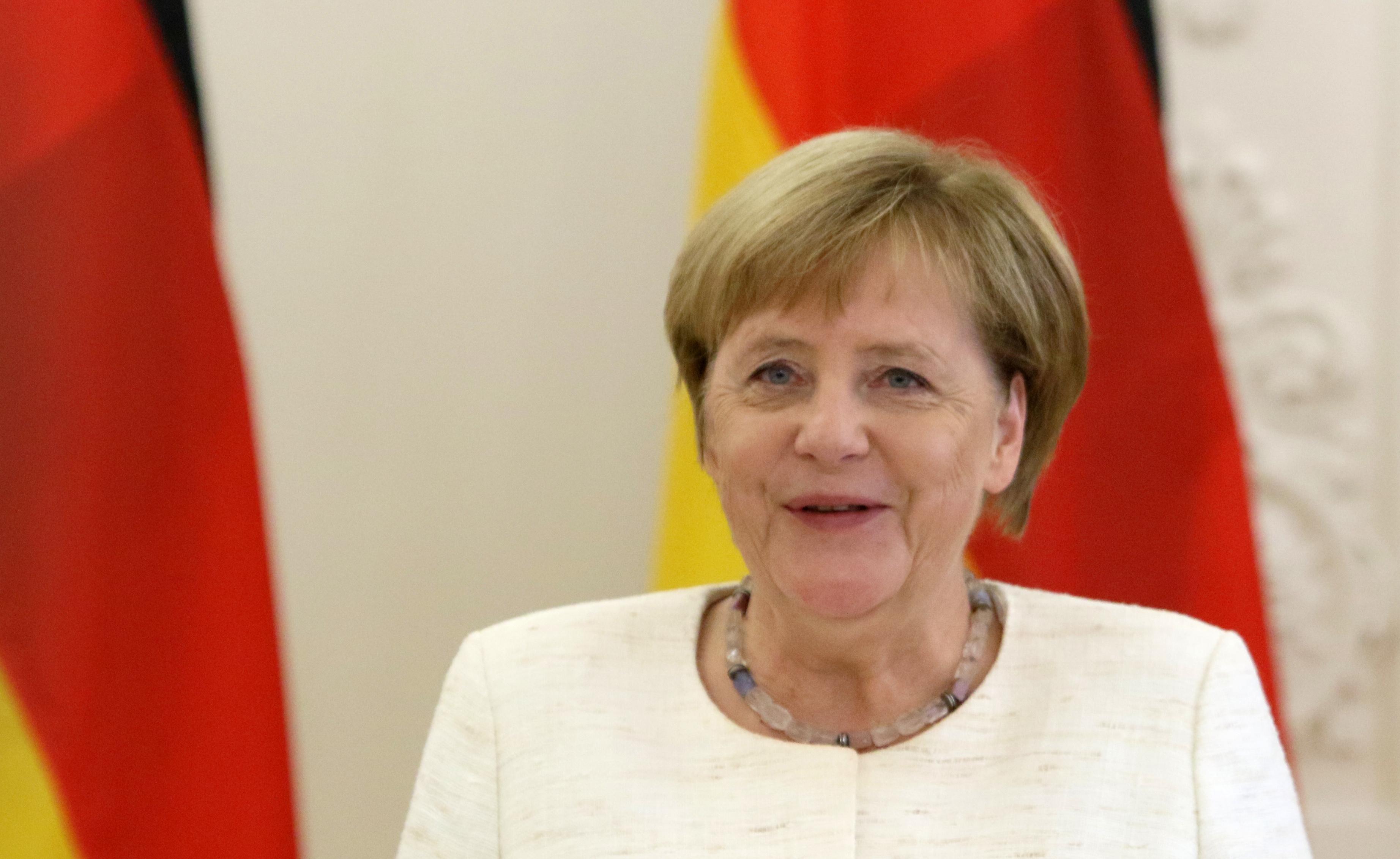 Merkel: Ukidanje sankcija Rusiji nakon postizanja primirja u Ukrajini
