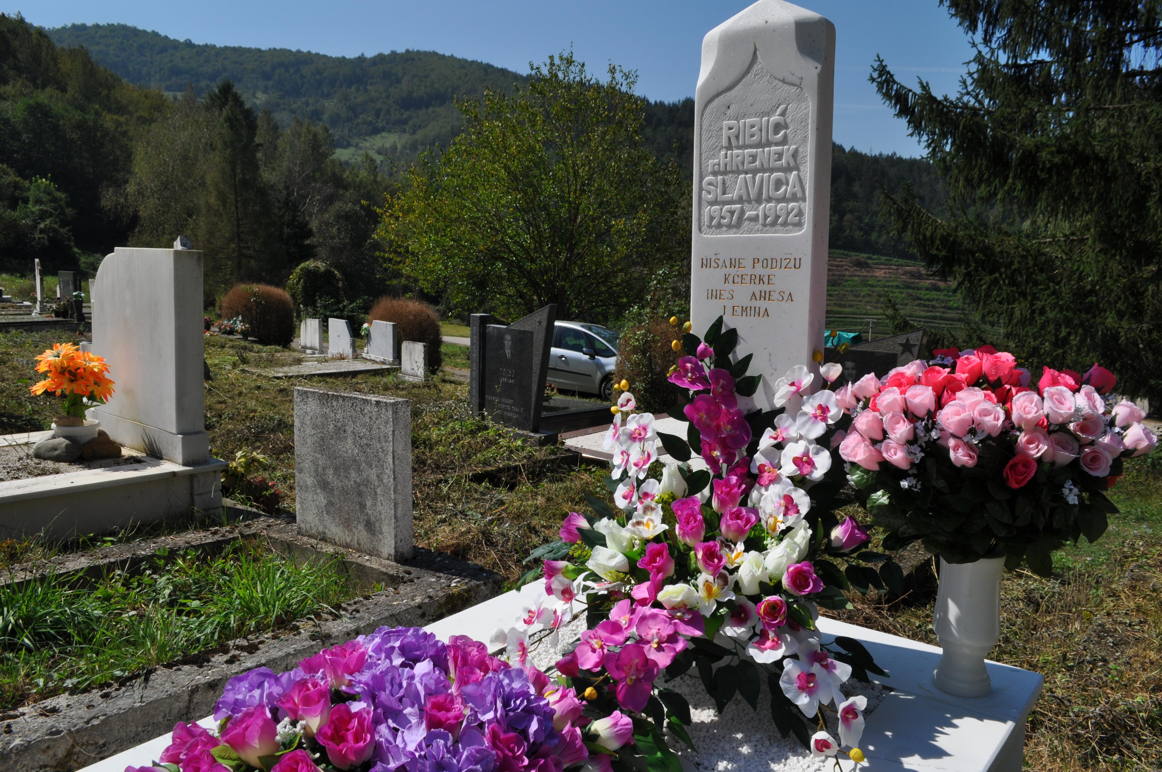 Oca odveli, majku ubili, a Ines i njene sestre promijenile imena