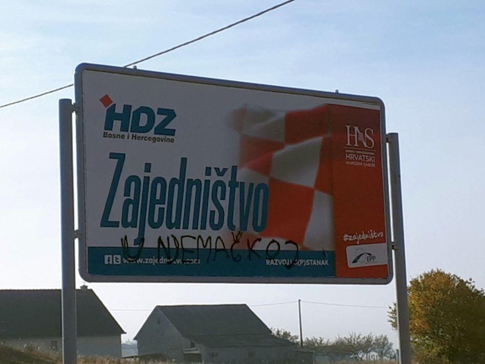 Predizborni rat plakatima: Zajedništvo u Njemačkoj