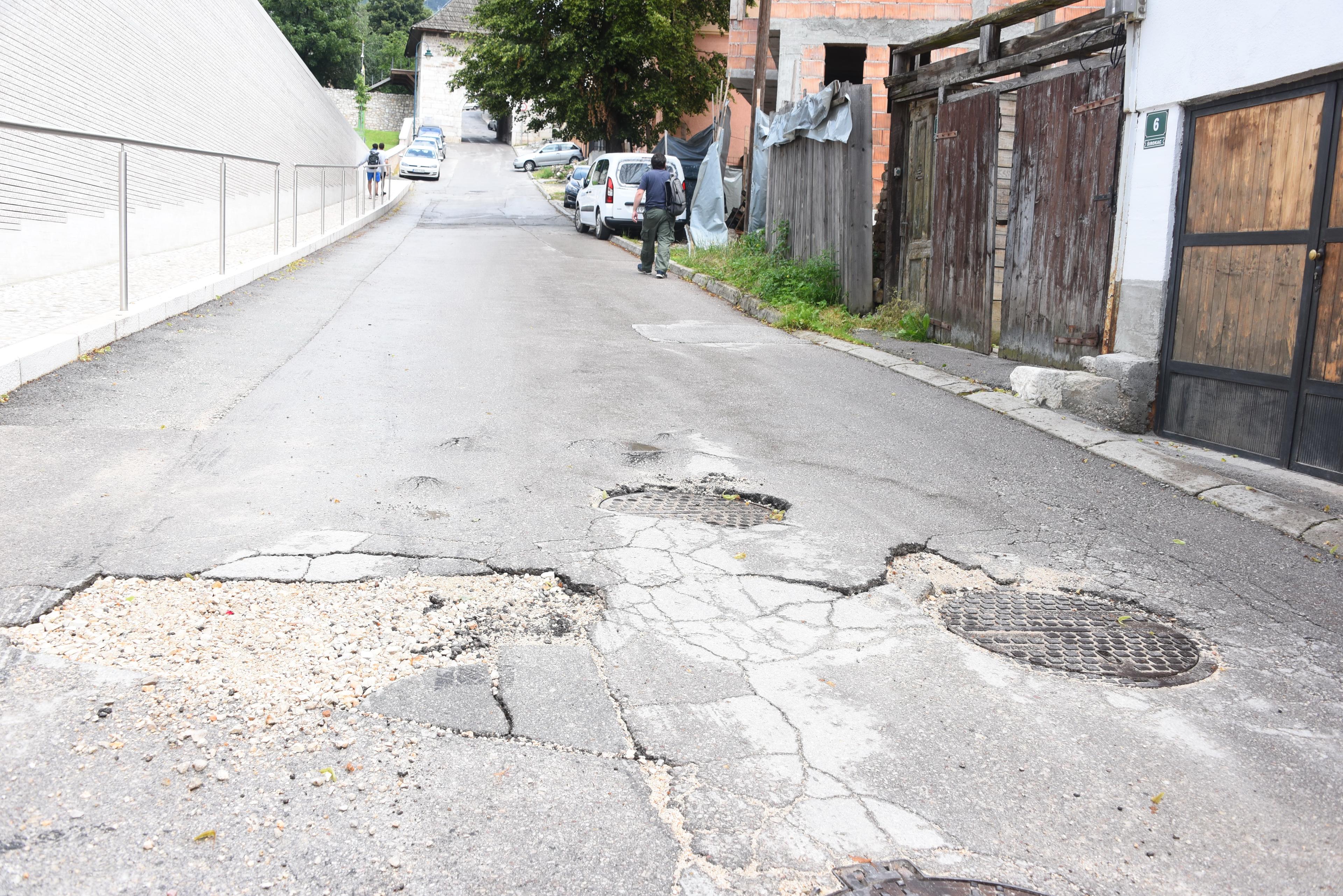 Ovako je izgledala saobraćajnica - Avaz