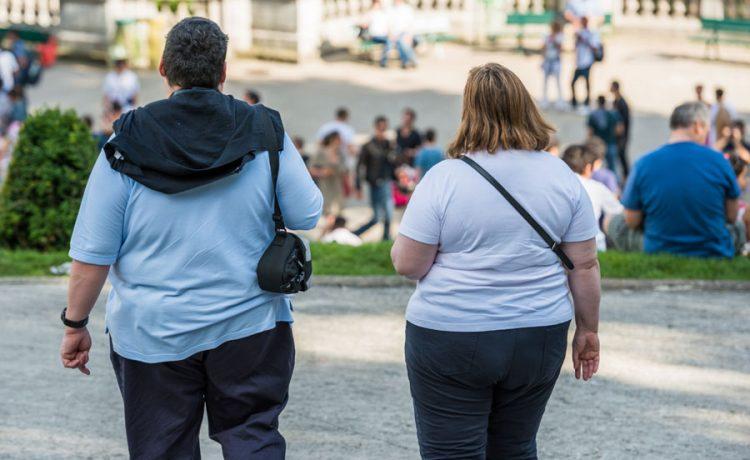 Debljamo se u društvu dragih osoba