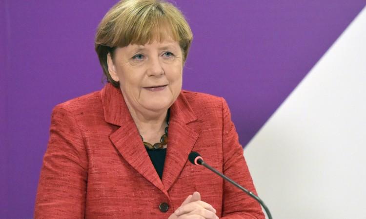 Merkel: Evropa želi primjereno rješenje Brexita, ne druge opcije