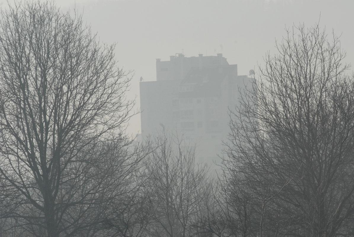 Dolaze magla i smog, kako BiH mjeri zagađenje: Američka ambasada ima bolje mjerače nego država