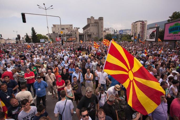 Demonstranti najavili da će od danas započeti blokade glavnih saobraćajnica - Avaz