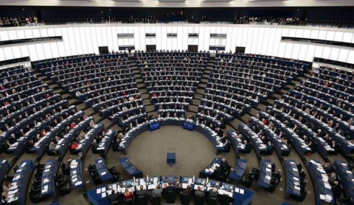 Evropski parlament: Bez priznanja genocida u Srebrenici, Srbija ne može u EU