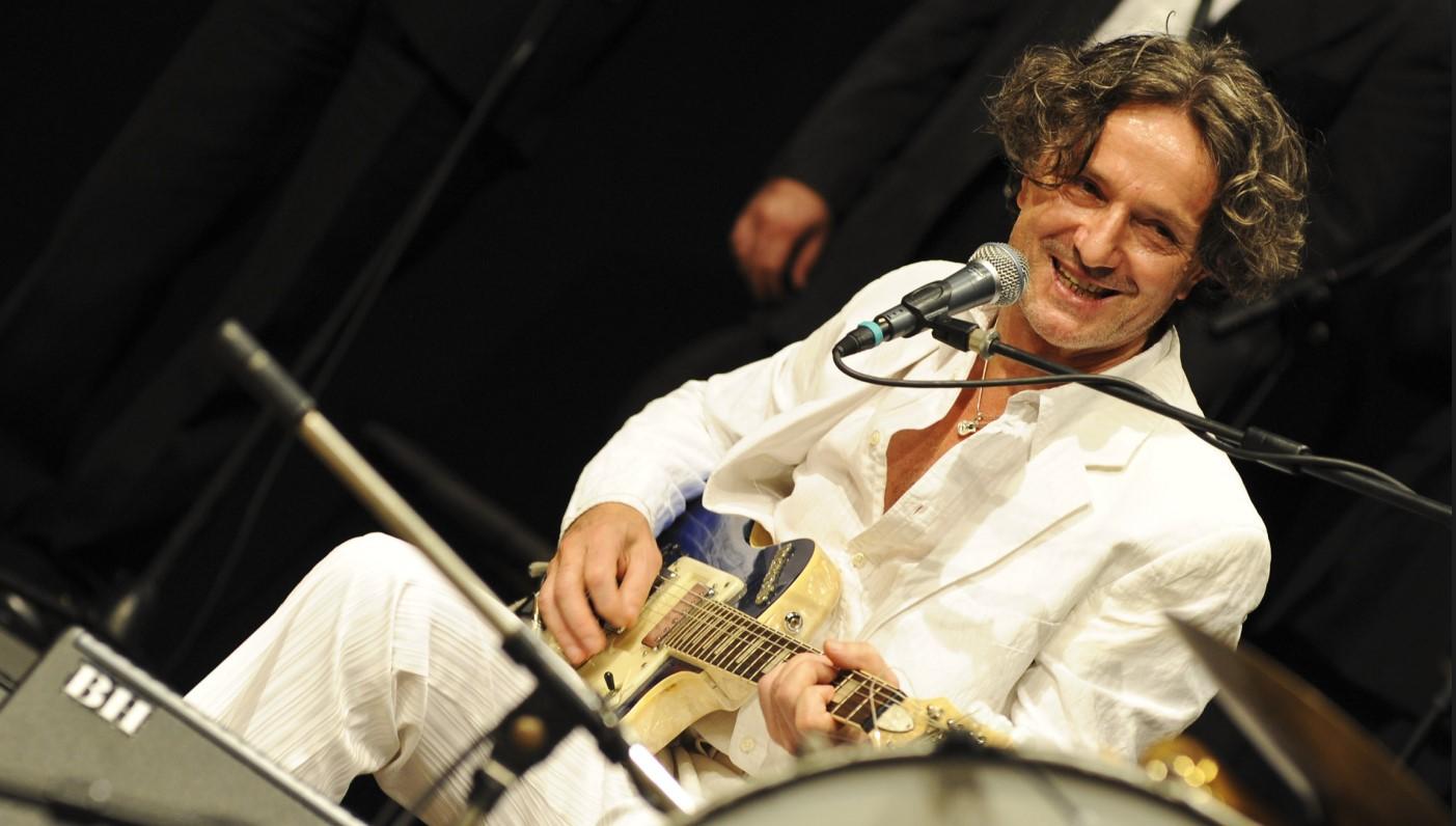 Goran Bregović za "Avaz": Neko sa strane našao bi mu mnogo mana, a ja bezuslovno volim Sarajevo