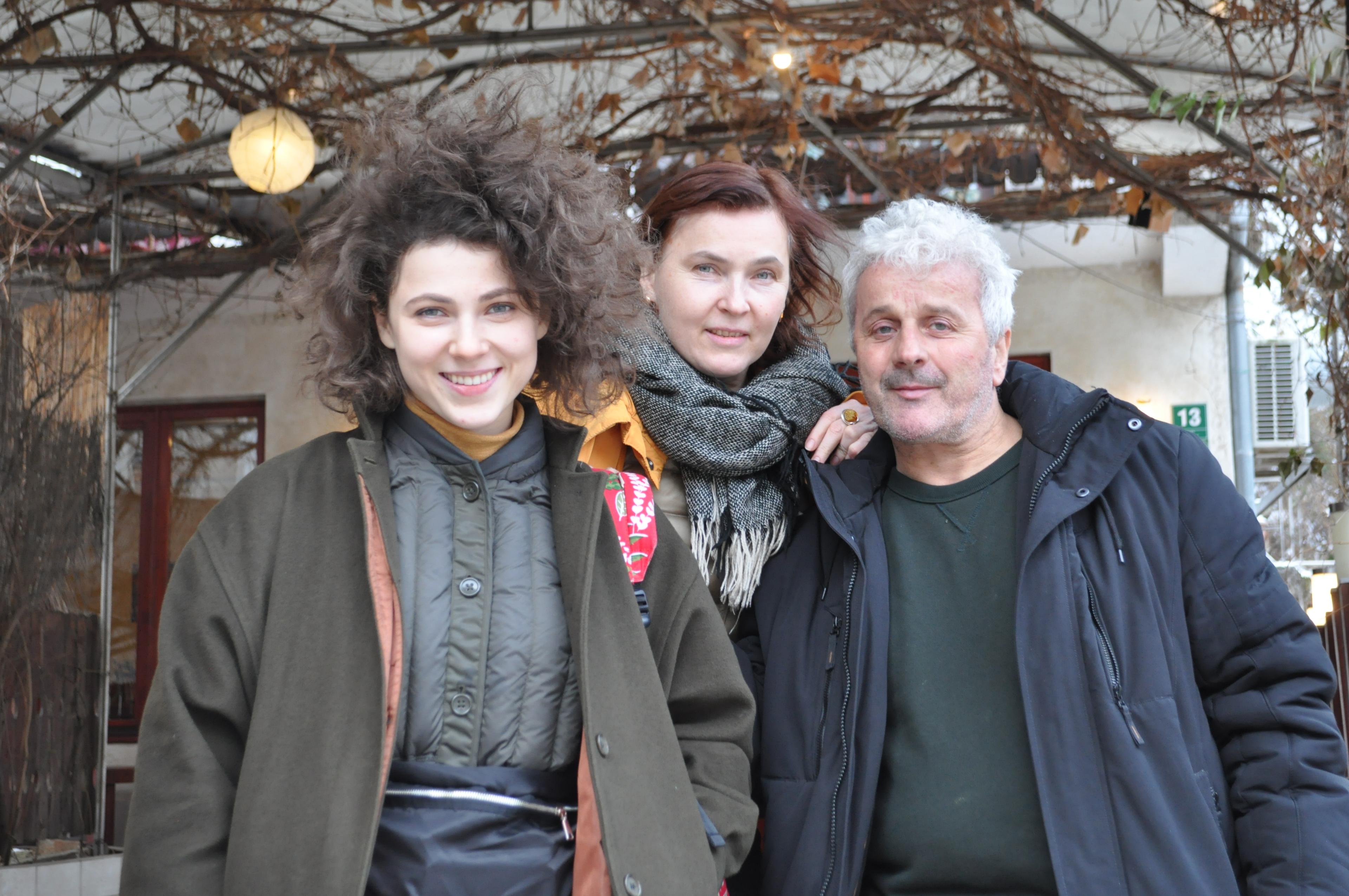 Jasmina, Svetlana i Sabit Omerović - Avaz