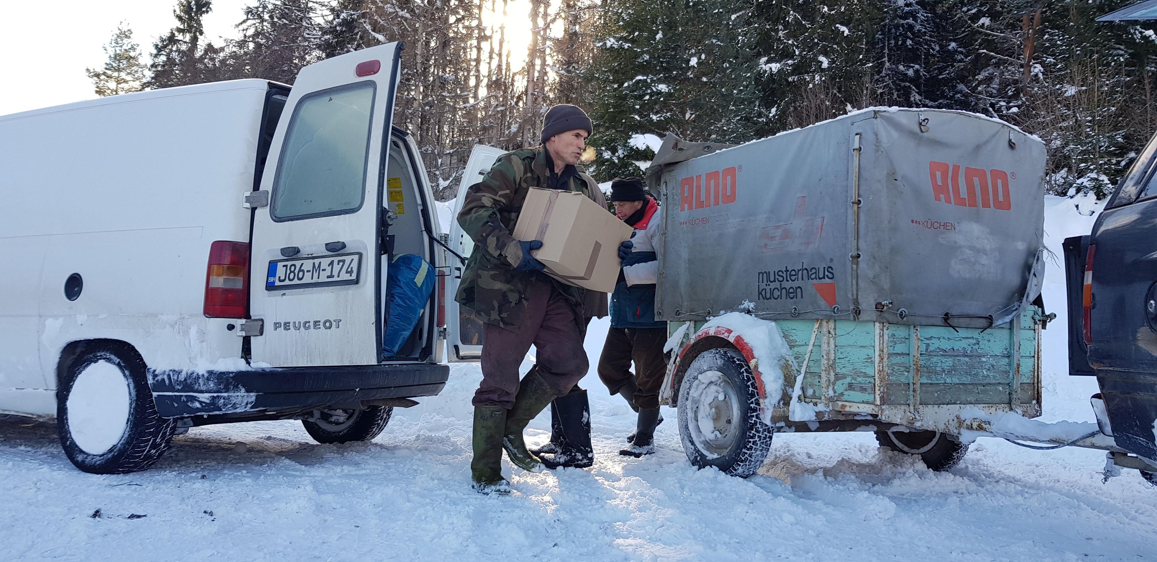 Humanitarci uspjeli doći do mještana - Avaz