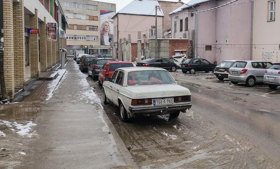 Prijedorčanki oteo torbu s 5.000 eura i hiljadu maraka, uhapšen pet sati kasnije