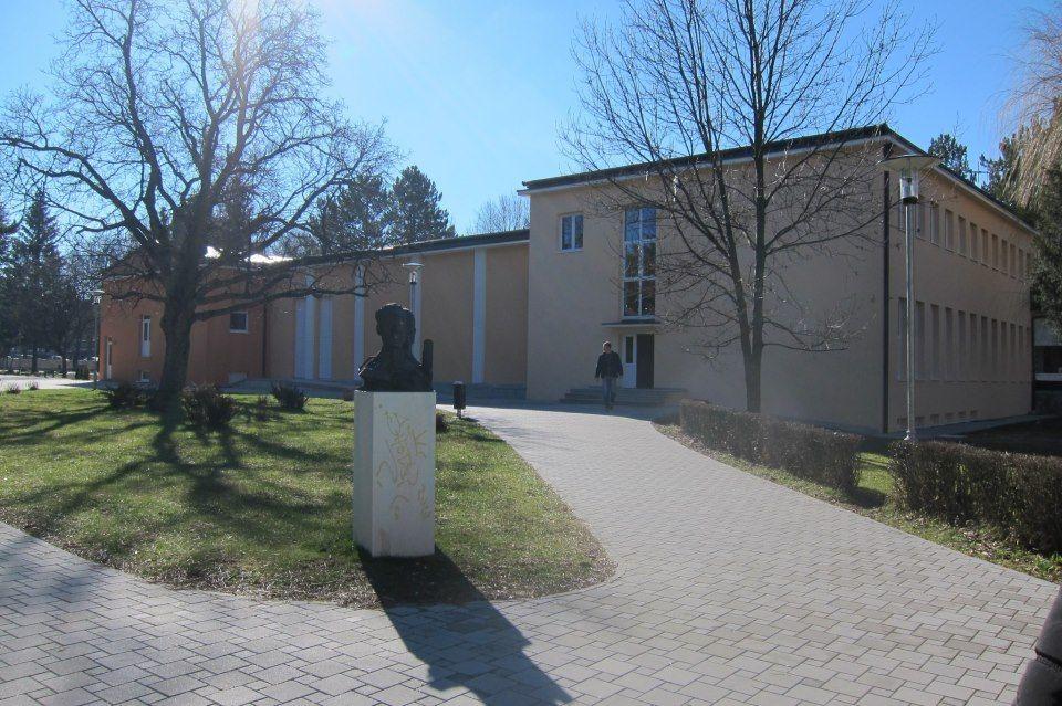 Livanjska gradska biblioteka - Avaz