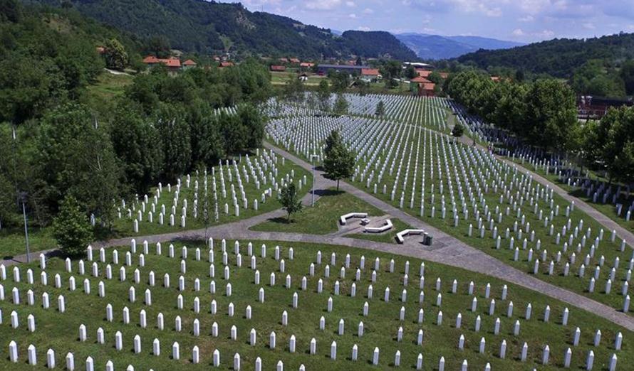 Skandalozan tekst ambasadora Srbije o genocidu u Srebrenici