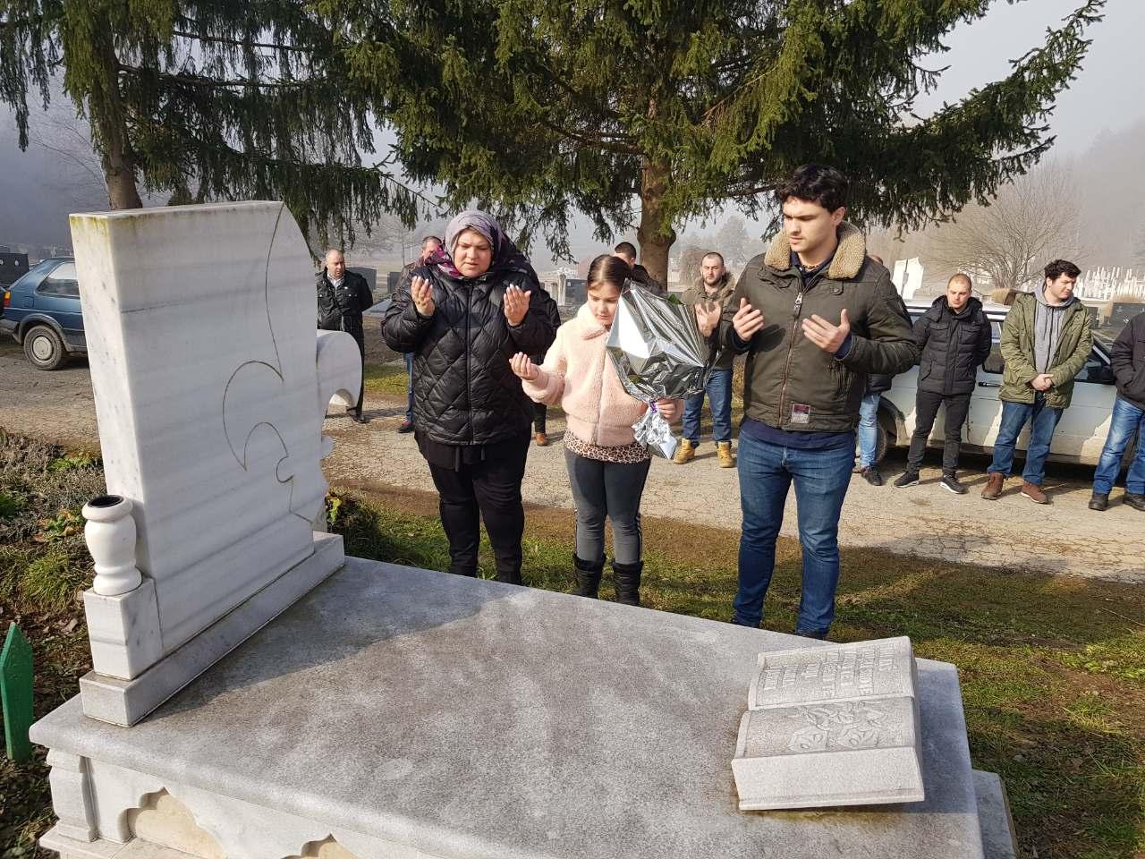 Obilježavanje godišnjice smrti Besima Begića - Avaz