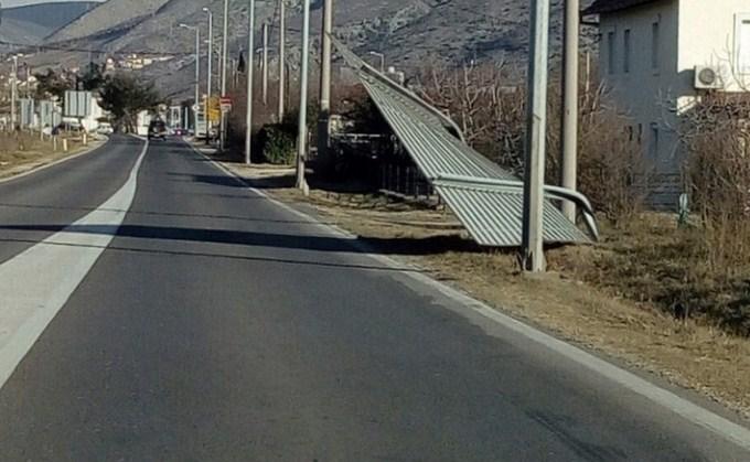 Radnik koji je povrijeđen u buri koja je poharala Mostar na aparatima