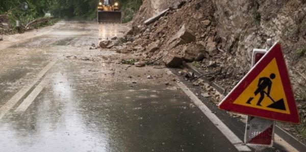 Zbog niskih temperatura moguća poledica na putevima