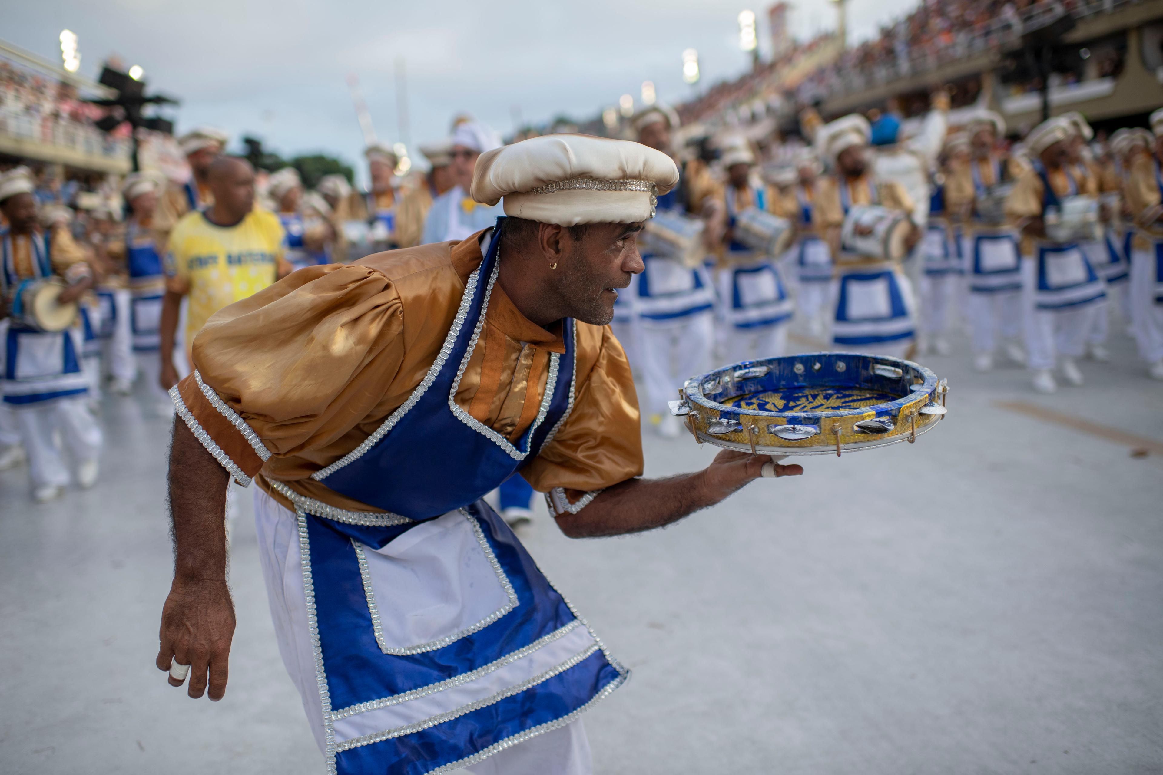 Karneval u Rio de Žaneiru - Avaz