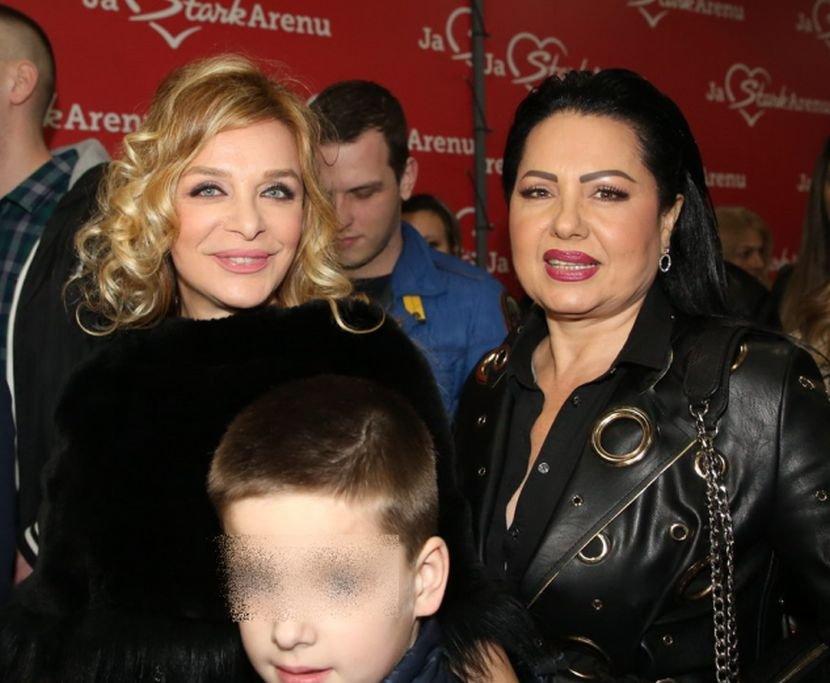 Zlata Petrović i Vanesa Šokčić krenule su s kartama na VIP ulaz - Avaz