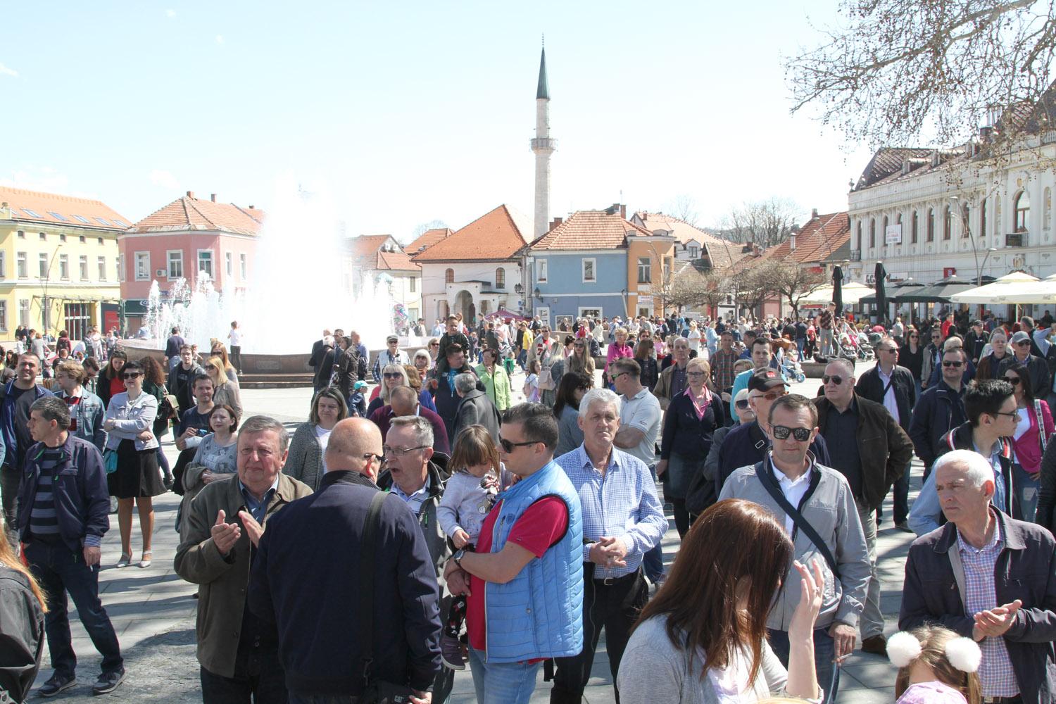 Prošireni Trg slobode svečano je pušten u rad - Avaz