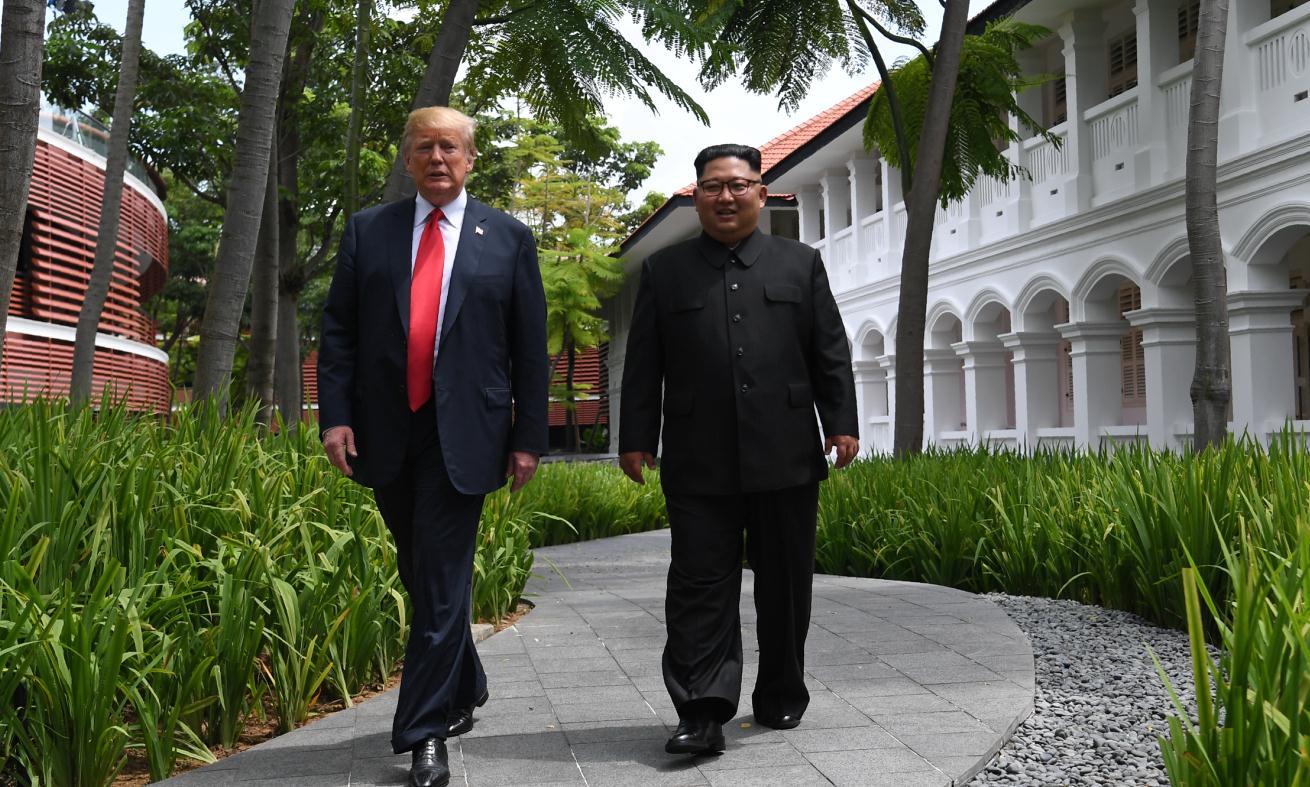 Donald Tramp i Kim Jong-un - Avaz