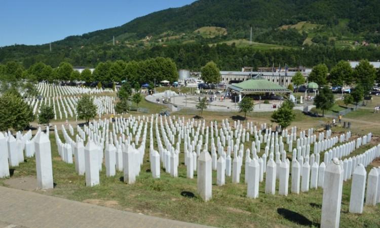 Memorijalni centar Potočari - Avaz