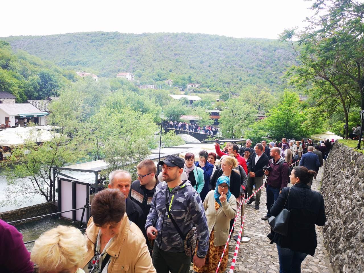 Blagaj: Tradicionalni mevlud i zikr u čuvenoj tekiji - Avaz