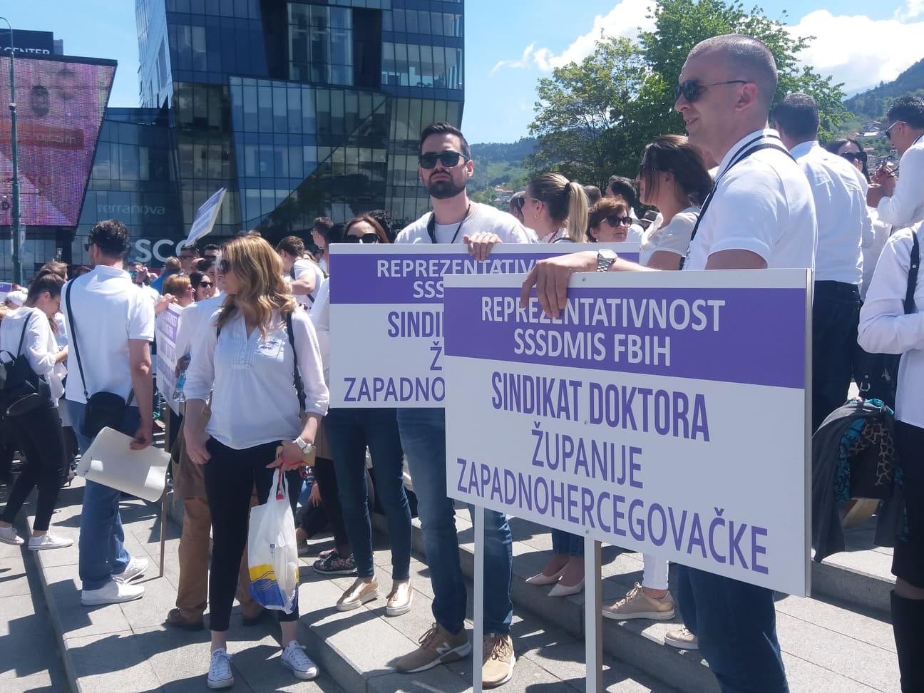 S današnjeg protesta - Avaz