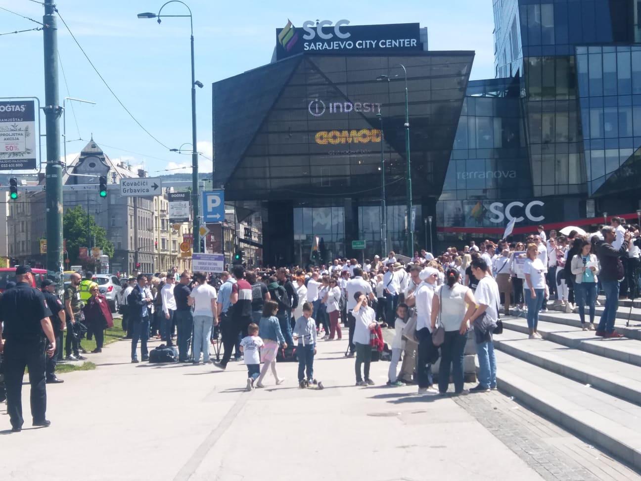 S današnjeg protesta - Avaz