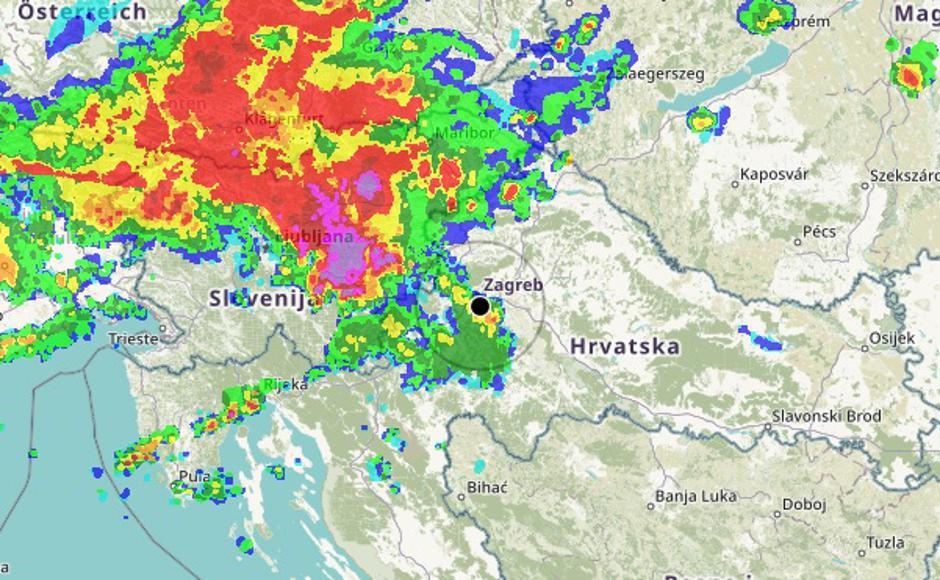 Oluja čupala drveće, trebamo li strahovati u BiH