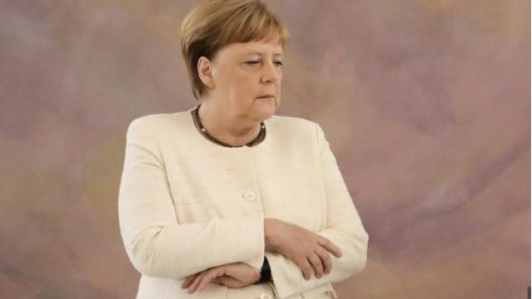 Nakon zdravstvenih problema Merkel poručila: Dobro sam, takve reakcije kako dođu tako i prođu