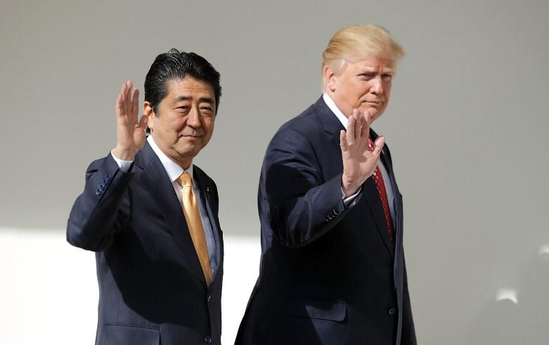 Šinzo Abe i Donald Tramp - Avaz