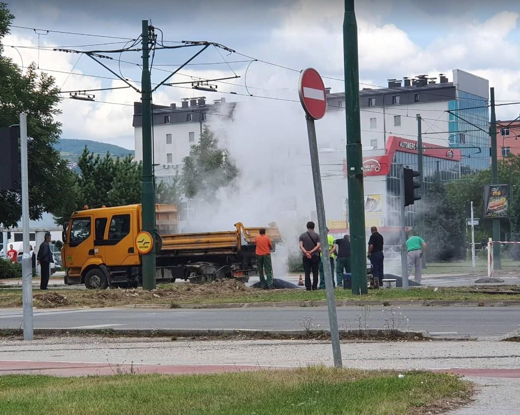 U Nedžarićima u toku radovi na rekonstrukciji i asfaltiranju ceste