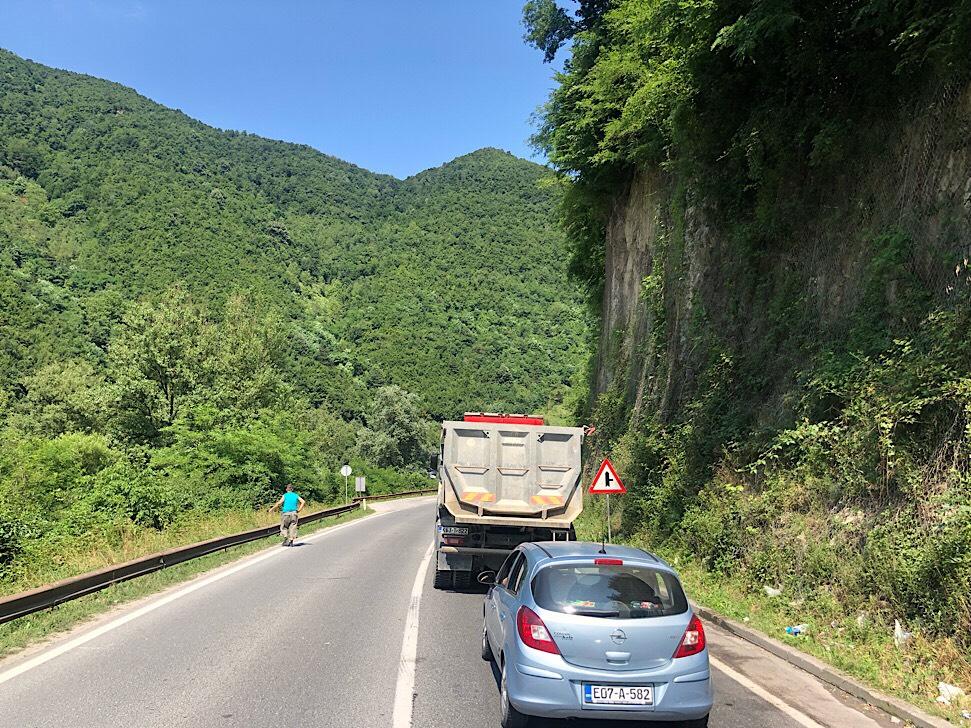 Čekalo se po nekoliko sati: Novi saobraćajni kolaps kod tunela Vranduk