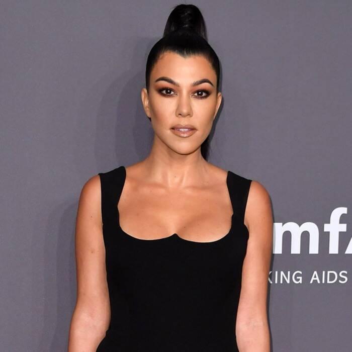 Kourtney Kardashian - Avaz